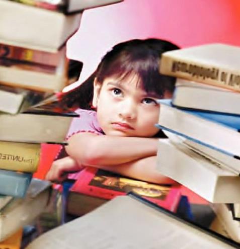 读初中的女儿因为厌学而抑郁(五个方面帮助
