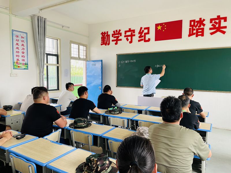 孩子沉迷網絡不用怕，對癥下藥輔導“網癮癥”