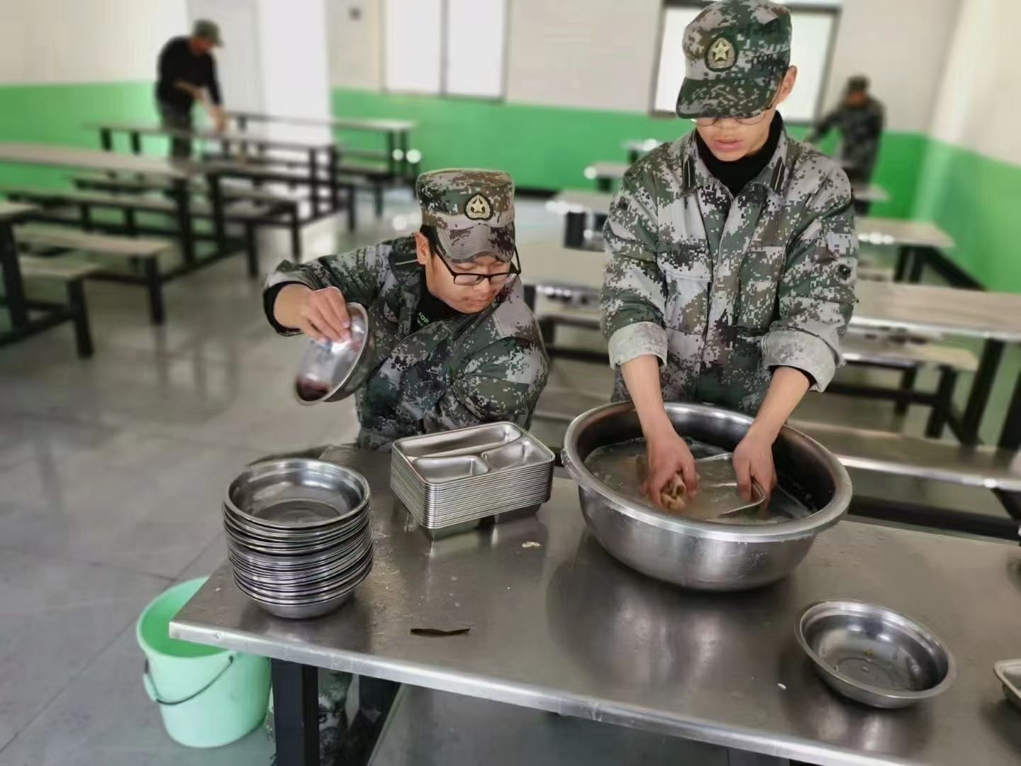 餐厅是我家，清洁靠大家(图2)