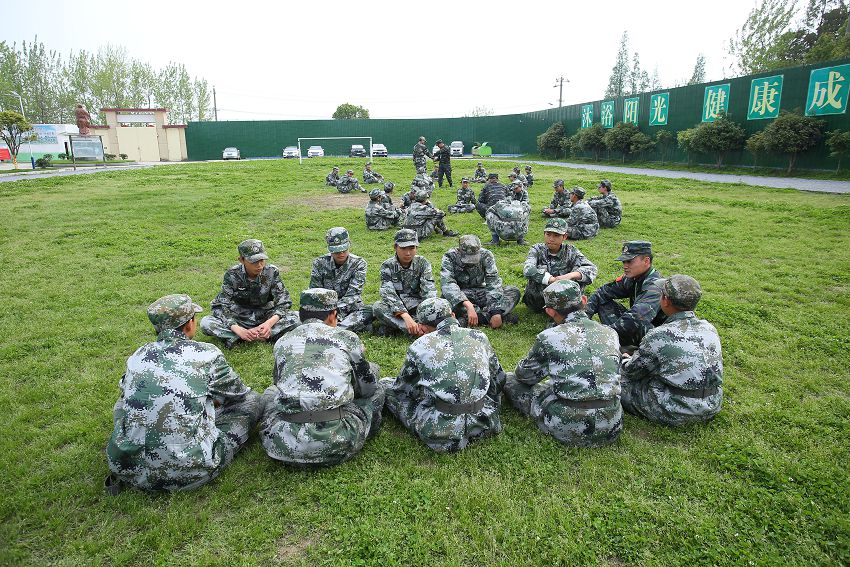 最好的叛逆孩子学校 非特训教育学校莫属(图1)