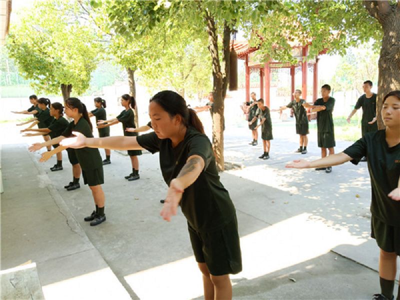  感恩的心手语舞_特训学校实拍(图3)