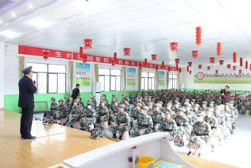 江苏徐州问题孩子学校如何教育叛逆少年？