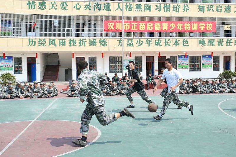 安徽芜湖特训学校如何处理青少年叛逆？