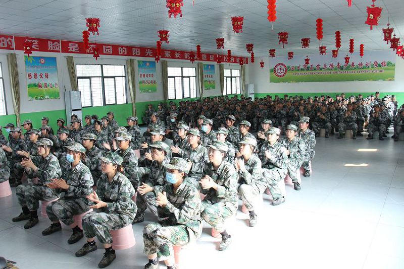 上海静安军事化管理学校有哪些？