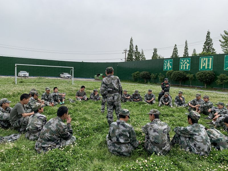 问题少年特色辅导学校之生活中让孩子做力所能及的事(图2)