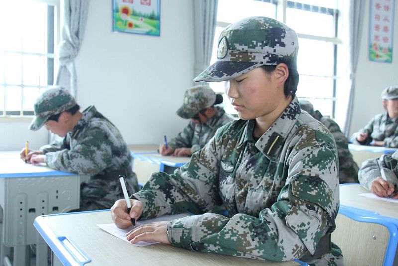 7-210P4112AY27.jpg