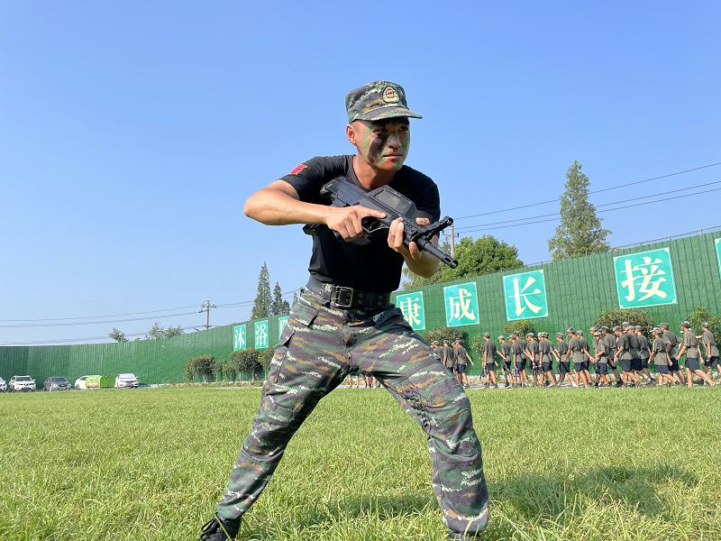 孩子不好好学习我该怎么教他？孩子为什么不想去上学呢？