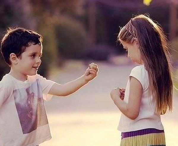 当父母发现小孩早恋时应该怎么做？(图2)