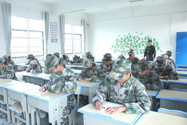 湖北襄阳教育叛逆孩子的学校(图1)